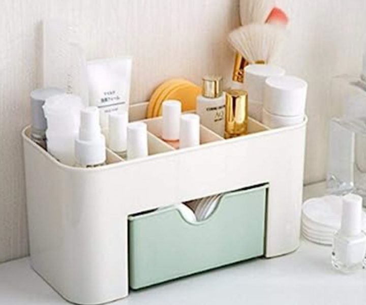 BLAPOXE Cosmetic Storage Box: Organize Your Jewelry and Cosmetics with Style